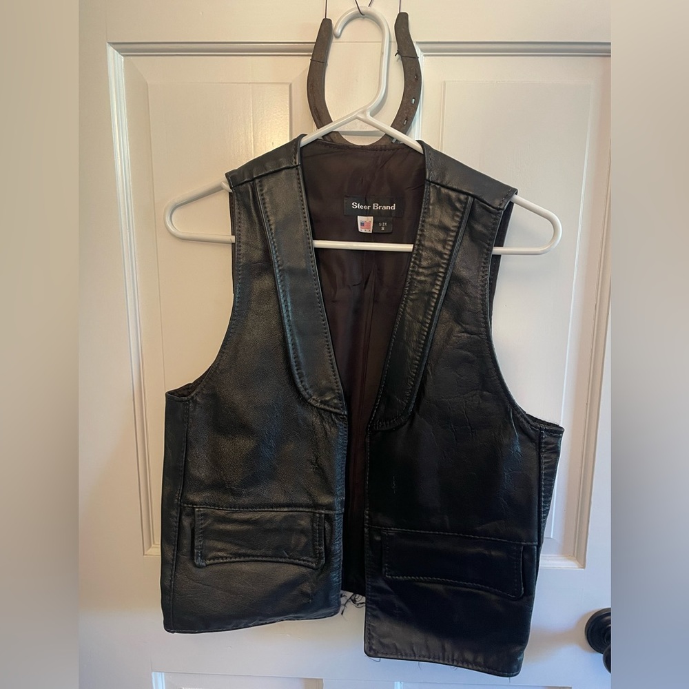 Black leather vest very cool and comfortable.